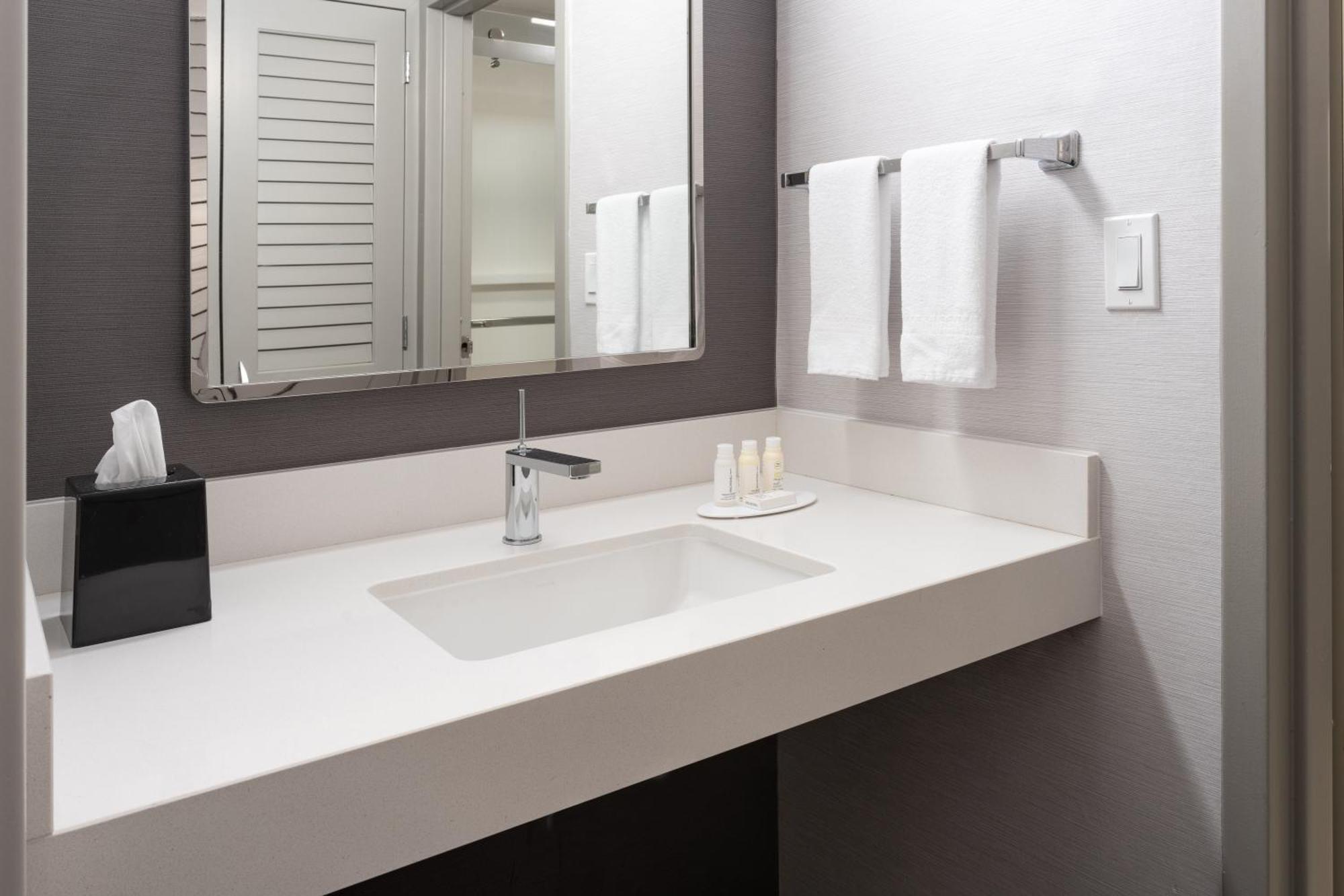 Courtyard By Marriott Γουεστ Παλμ Μπιτς Εξωτερικό φωτογραφία